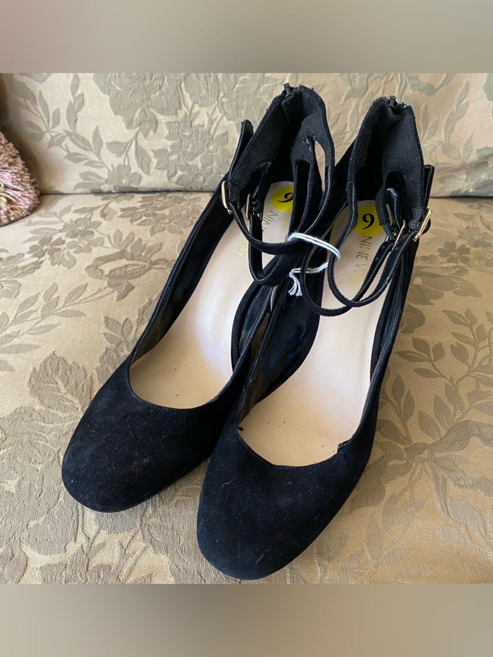 Nine West Black Suede Ankle Strap Buckle Round Toe Pump Heel Women Sz 9 Preowned